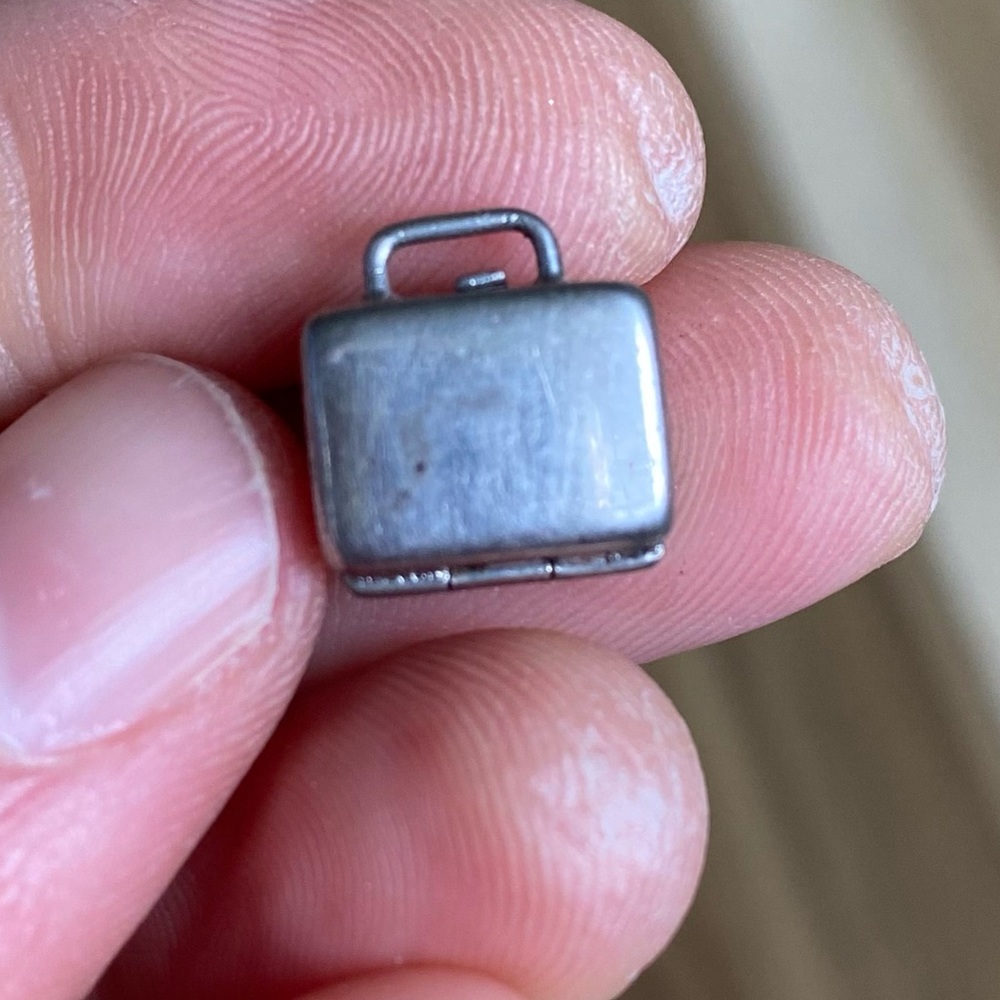 Rare Record Player in a Suitcase Charm Jewelry - Picture 2 of 4